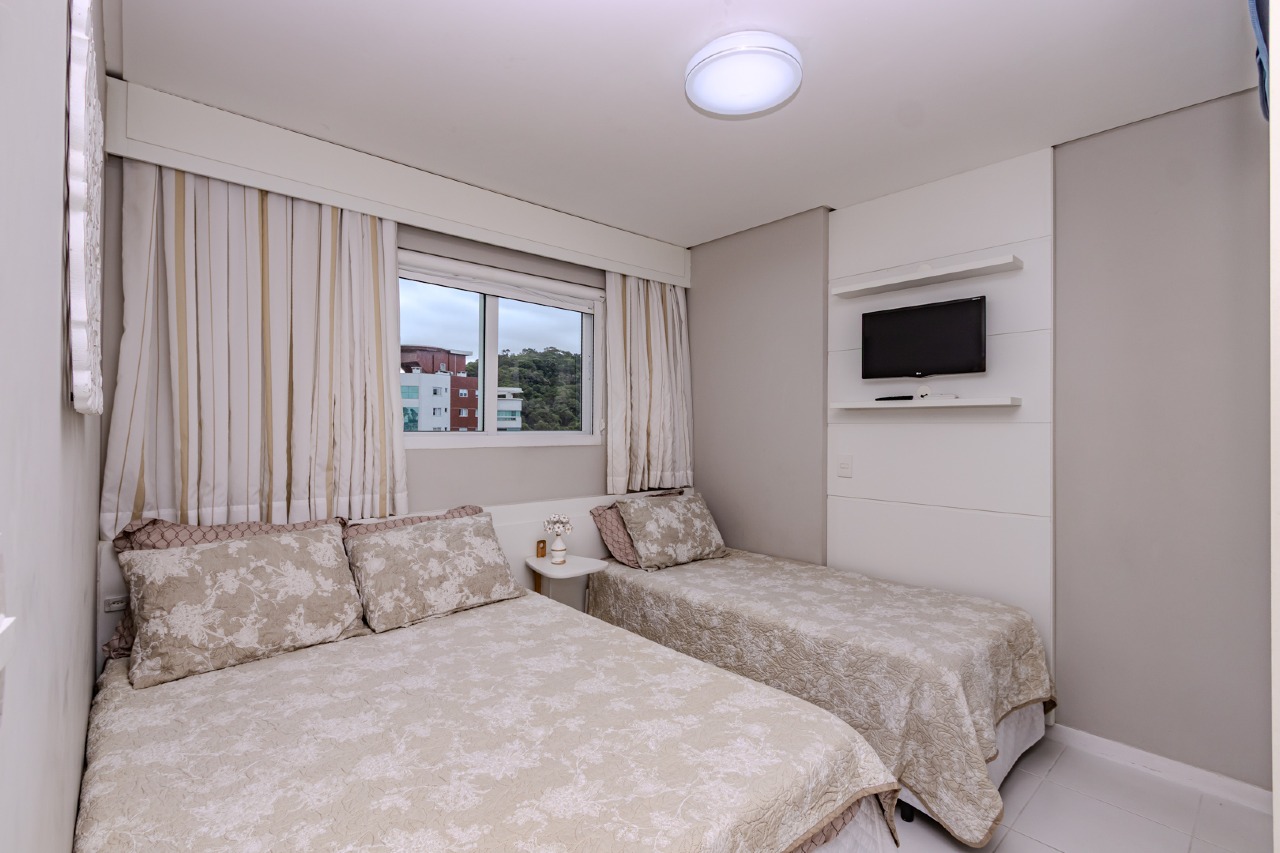 Apartamento à venda no Pioneiros: 