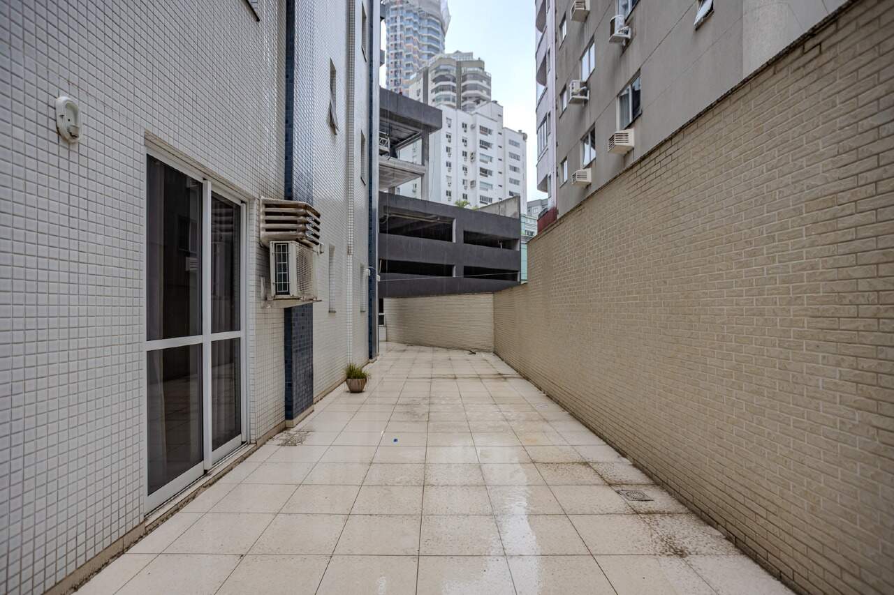 Apartamento diferenciado à venda no Centro: 