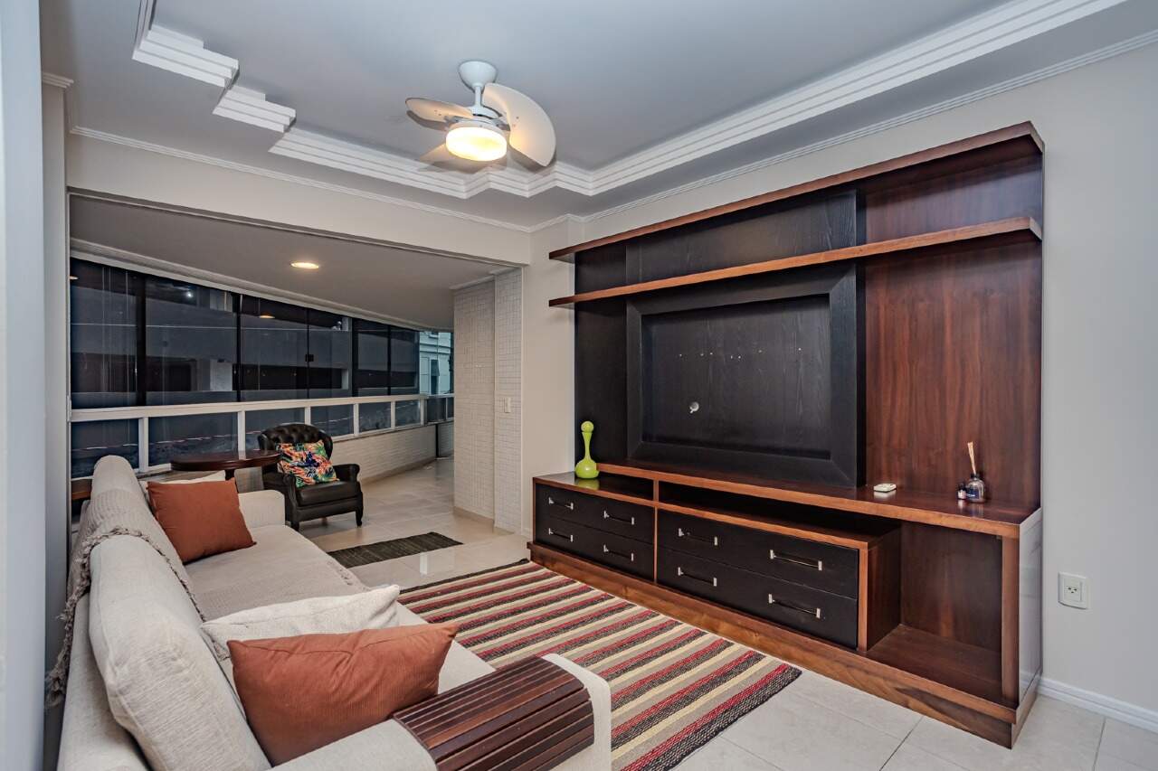 Apartamento diferenciado à venda no Centro: 