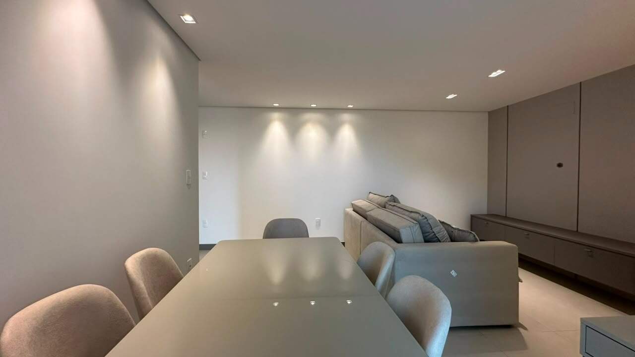 Apartamento para aluguel no Praia Brava: 
