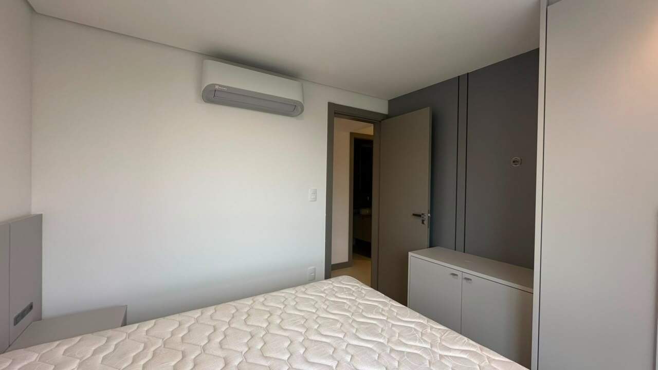 Apartamento para aluguel no Praia Brava: 