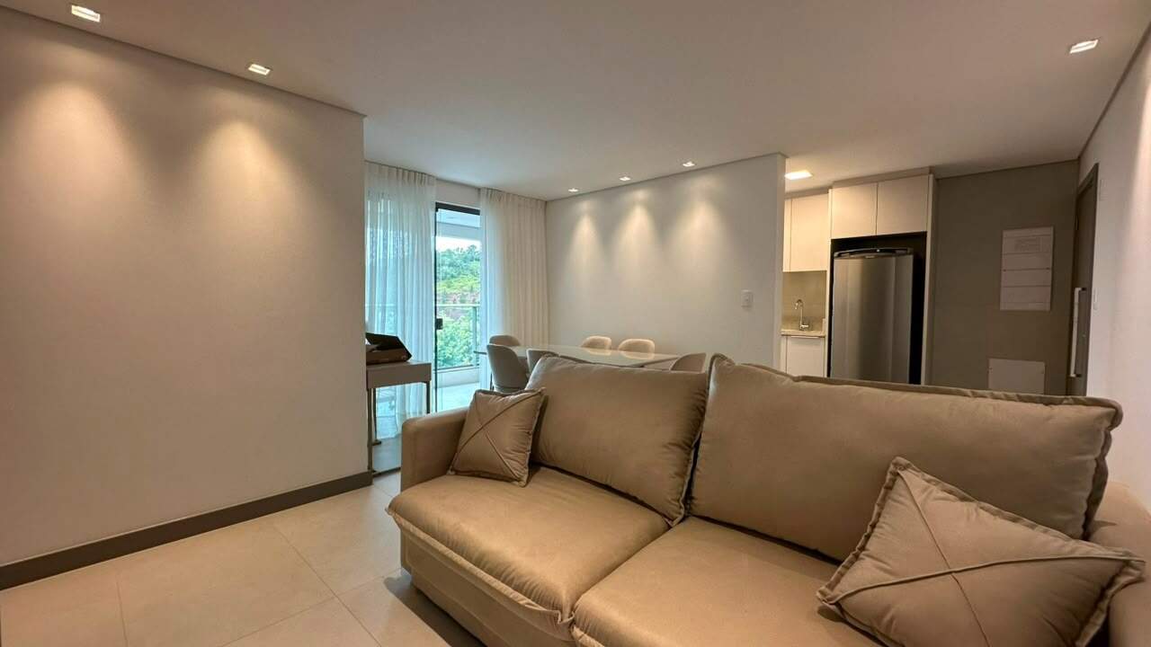 Apartamento para aluguel no Praia Brava: 