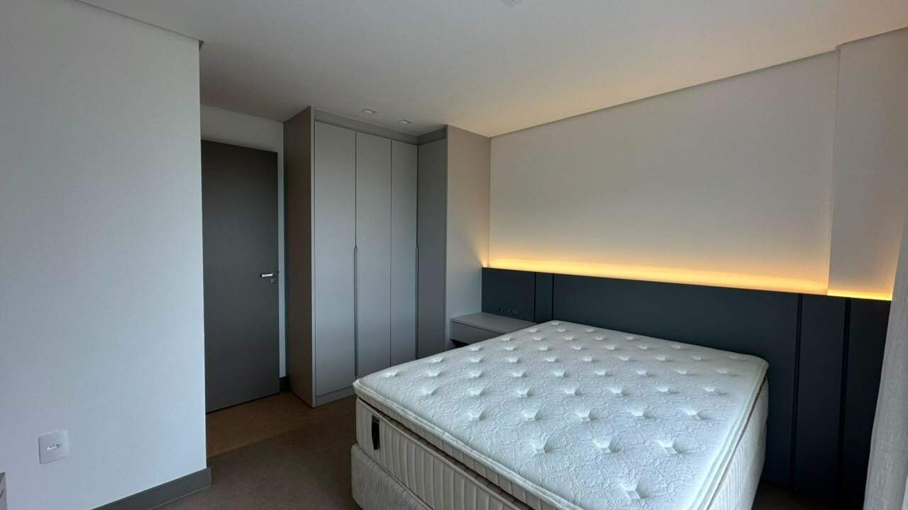 Apartamento para aluguel no Praia Brava: 