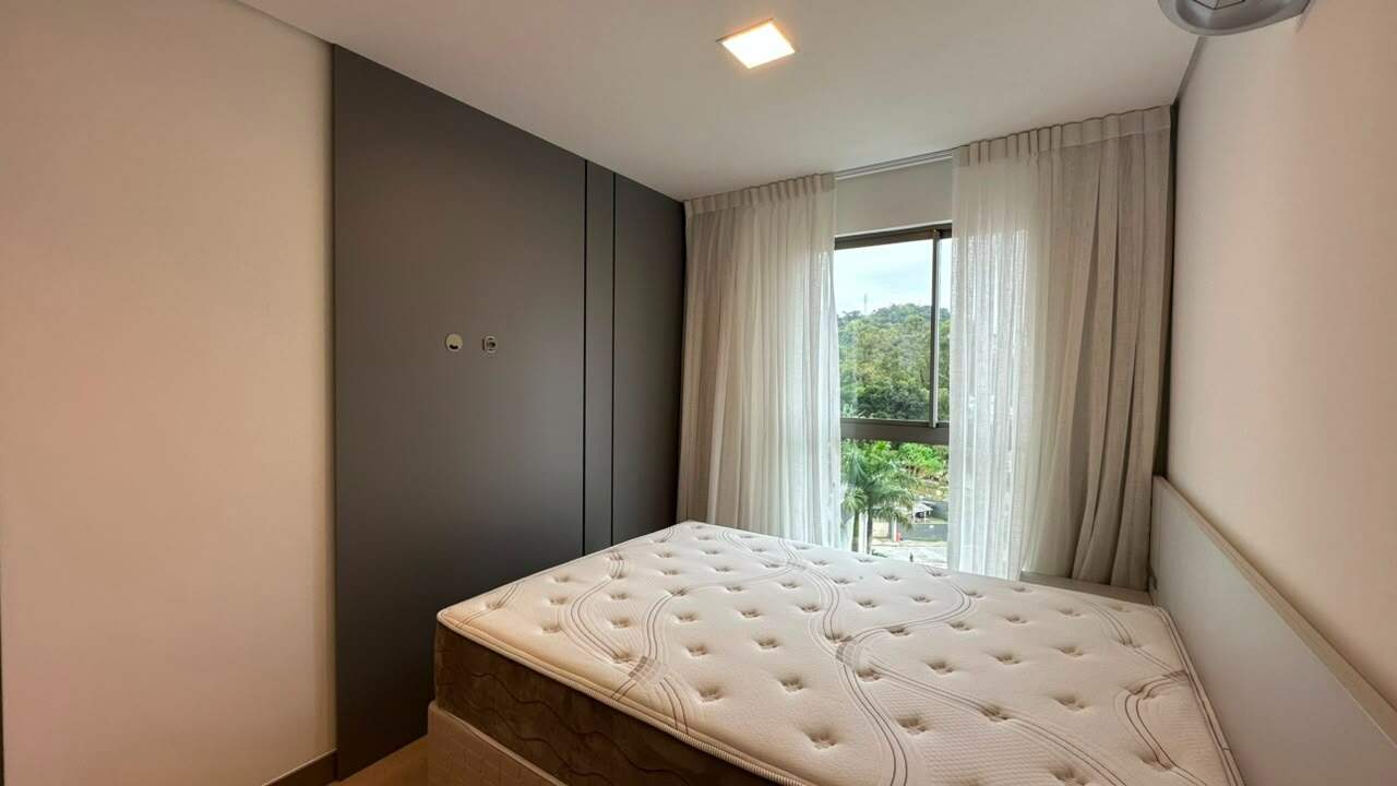 Apartamento para aluguel no Praia Brava: 