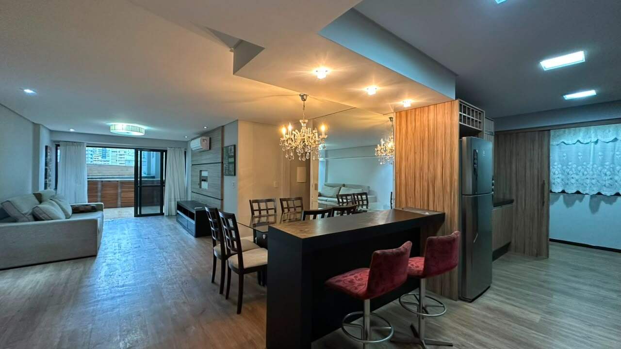 Apartamento para aluguel no Centro: