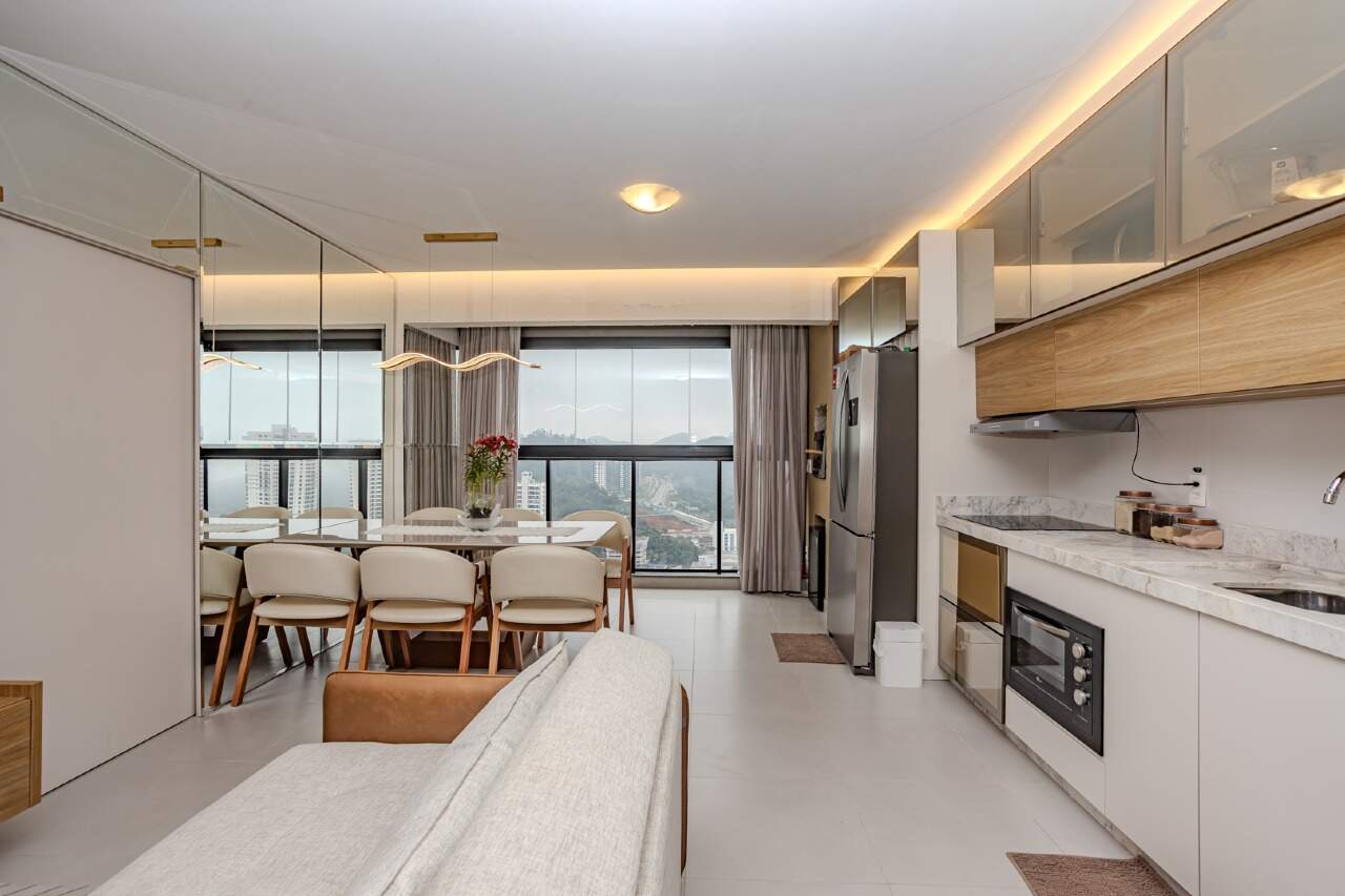 Apartamento à venda no Praia Brava: 