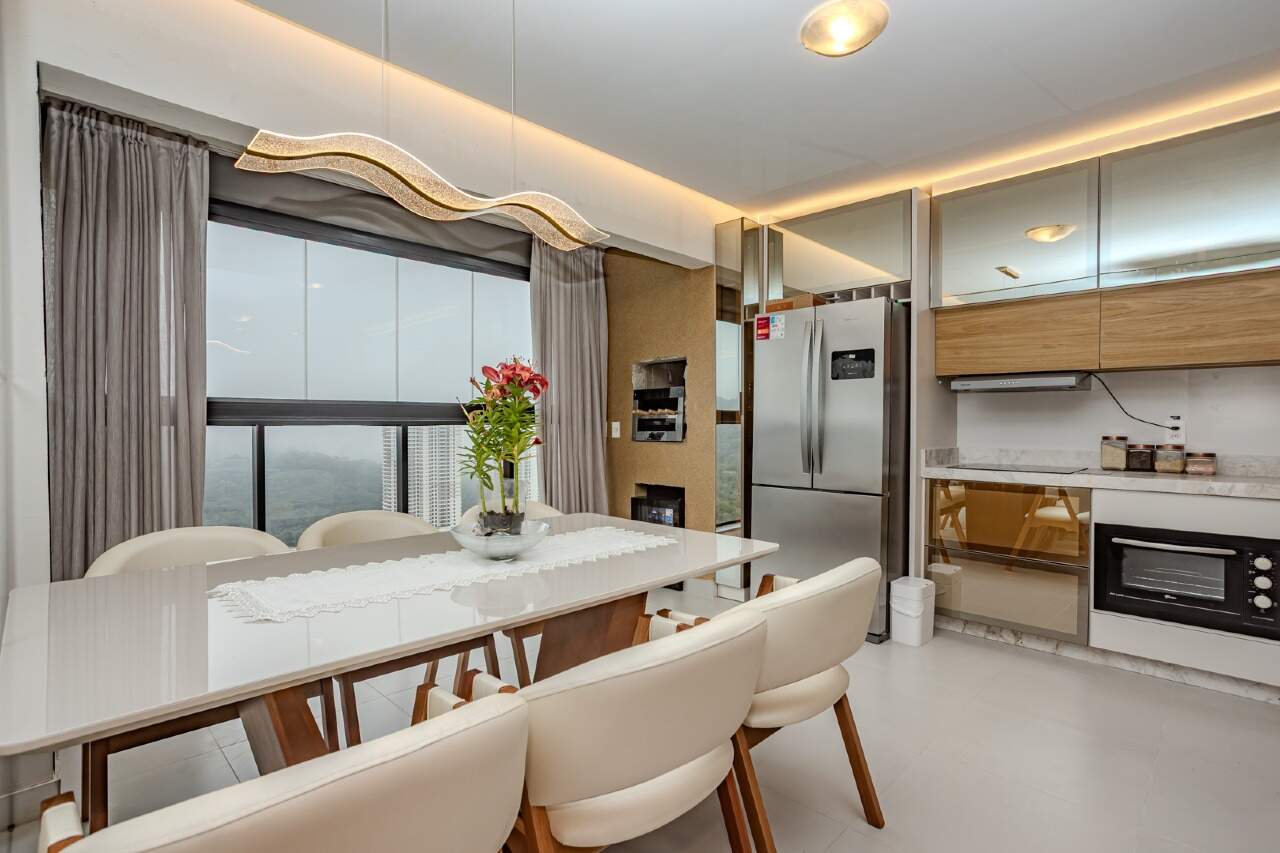 Apartamento à venda no Praia Brava: 