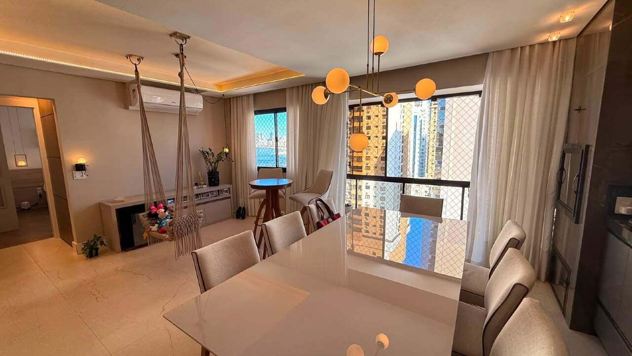 Apartamento à venda no Centro: