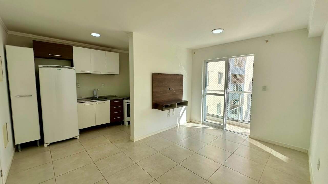 Apartamento para aluguel no Praia Brava de Itajaí: 