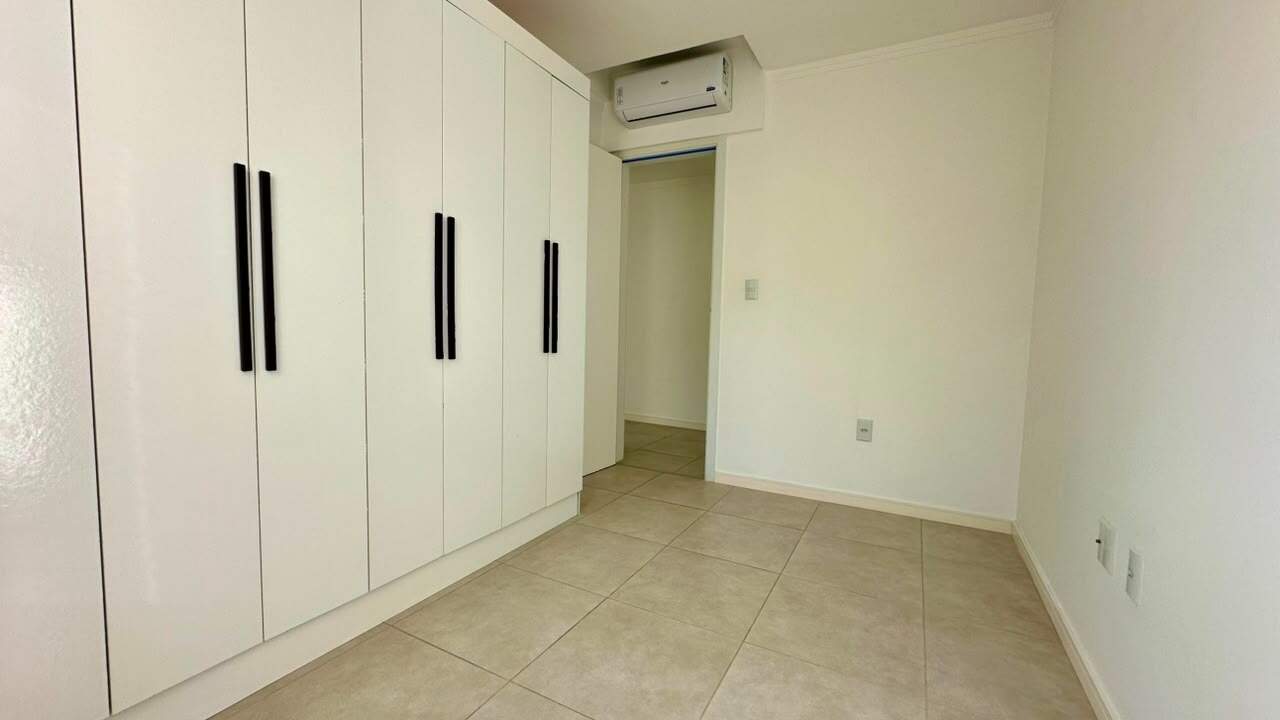 Apartamento para aluguel no Praia Brava de Itajaí: 