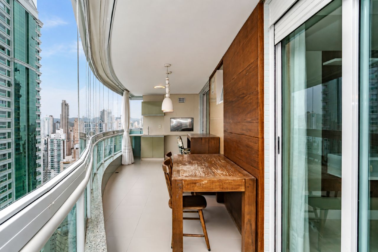 Apartamento para aluguel no Centro: 