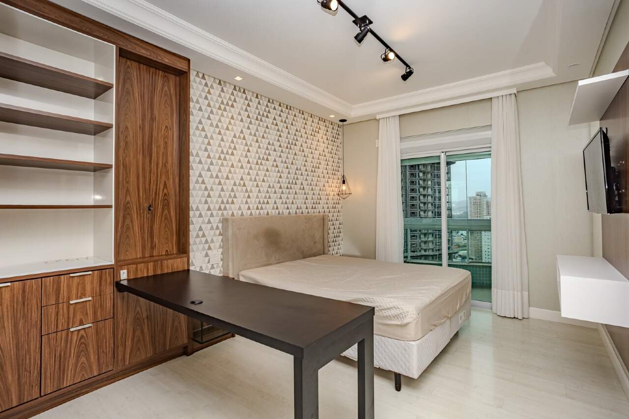 Apartamento para aluguel no Centro: 