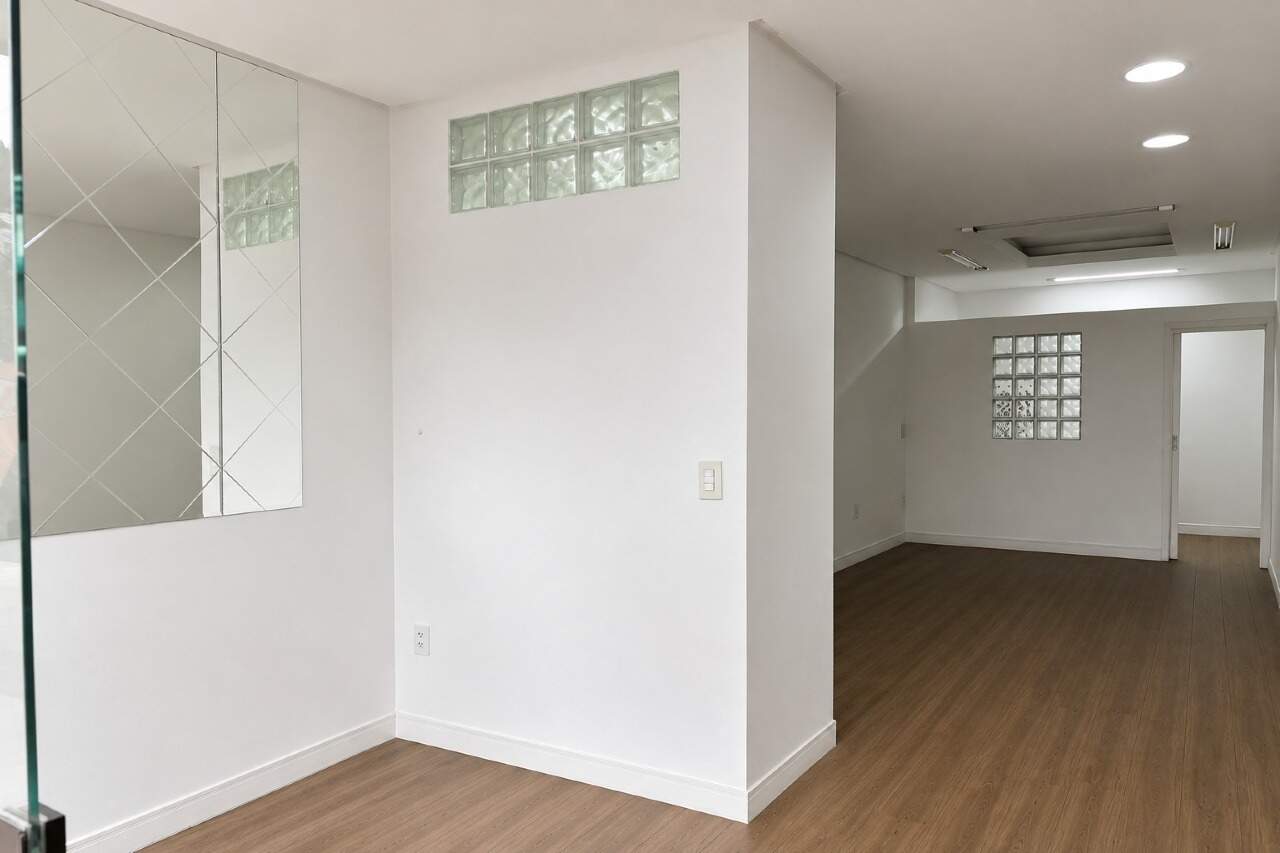 Sala Comercial para aluguel no Centro: 
