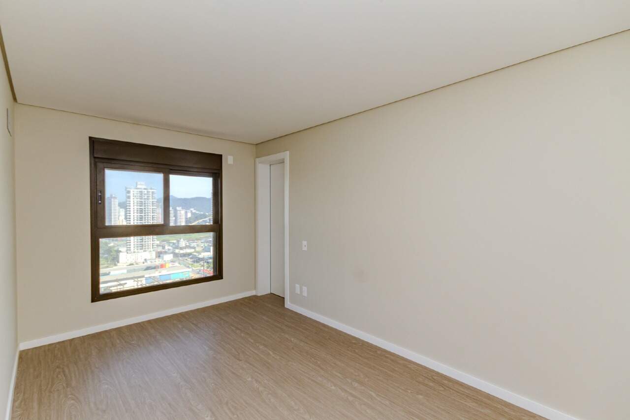 Apartamento à venda no Praia Brava:
