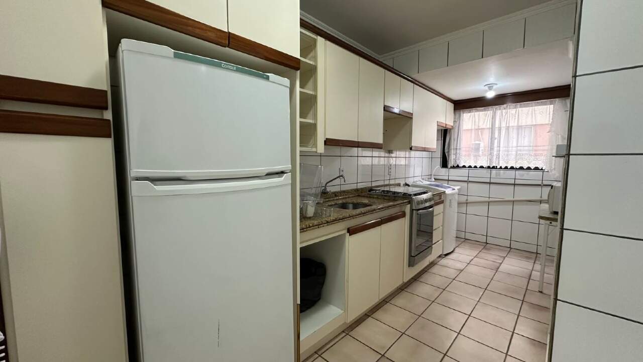 Apartamento para aluguel no Centro: 