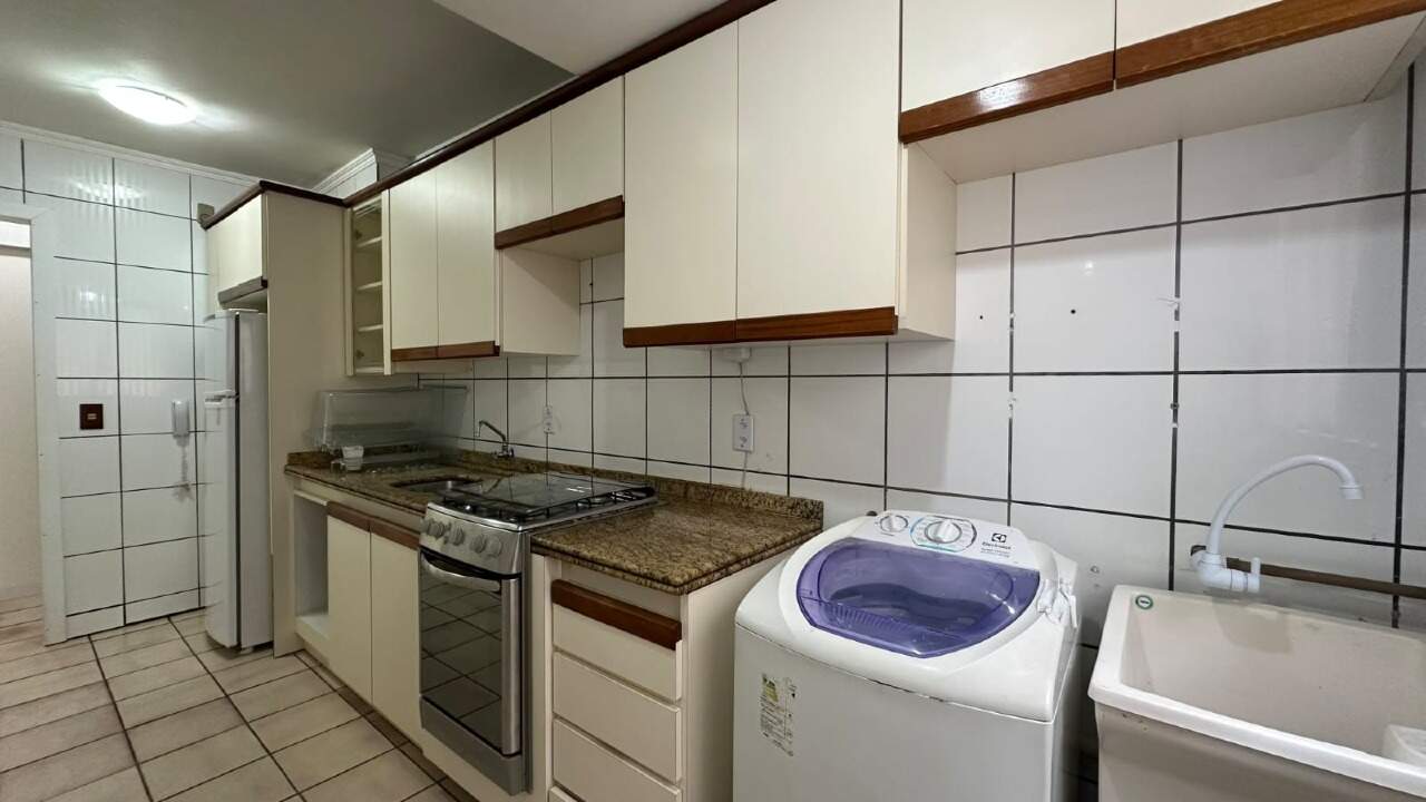 Apartamento para aluguel no Centro: 