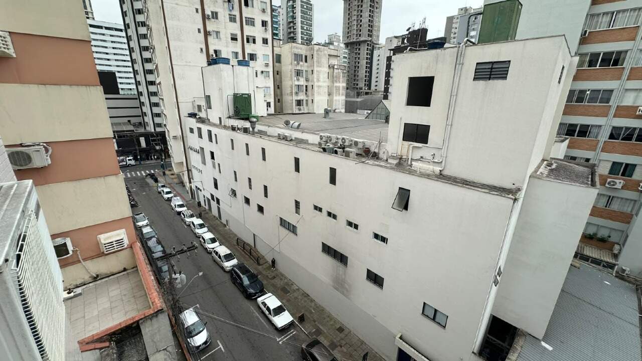 Apartamento para aluguel no Centro: 