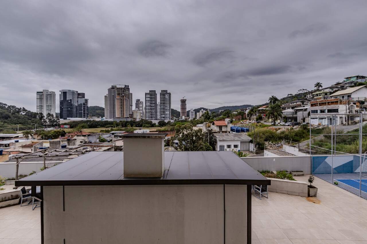 Apartamento para aluguel no Praia Brava: