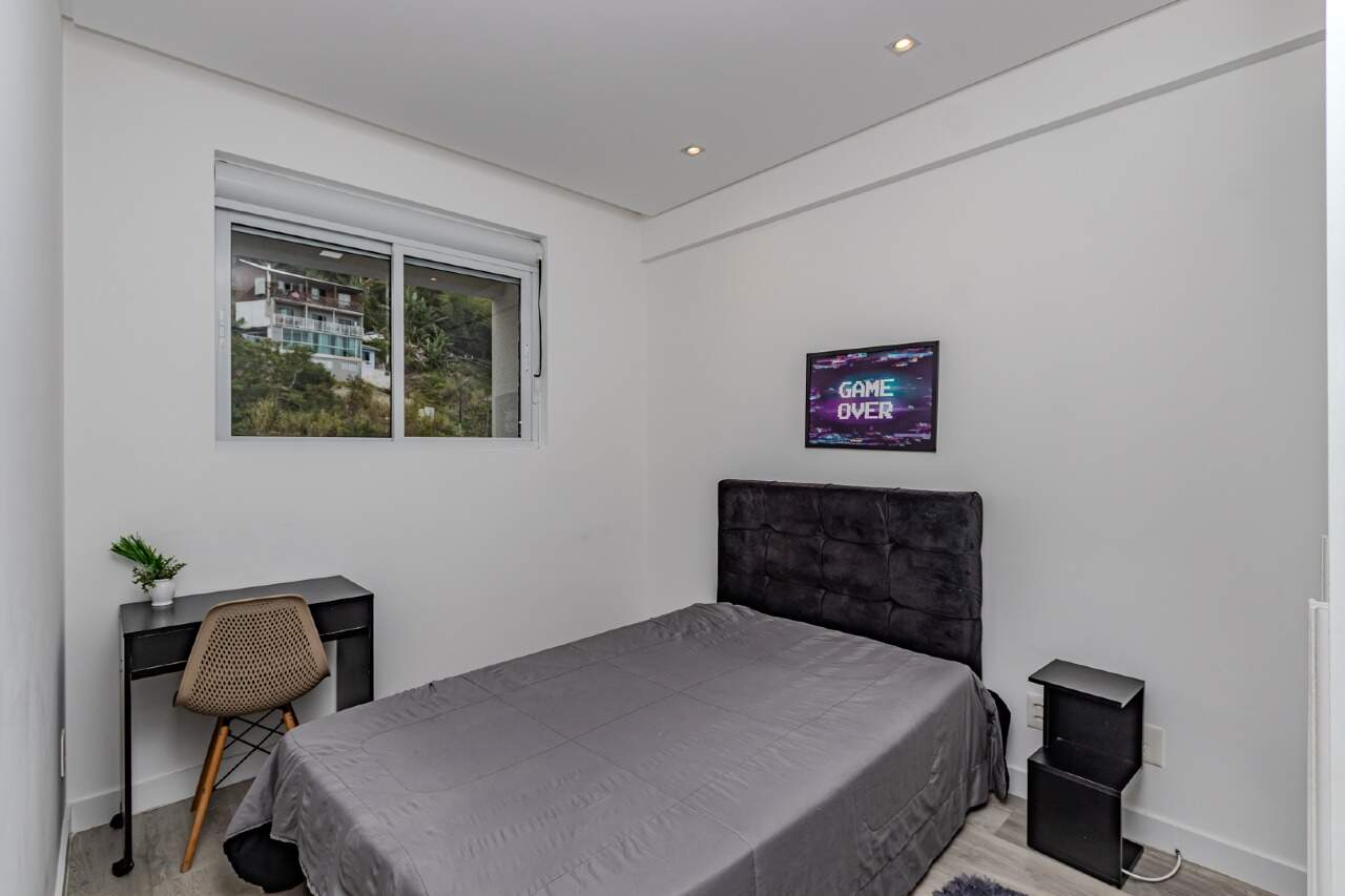 Apartamento para aluguel no Praia Brava: