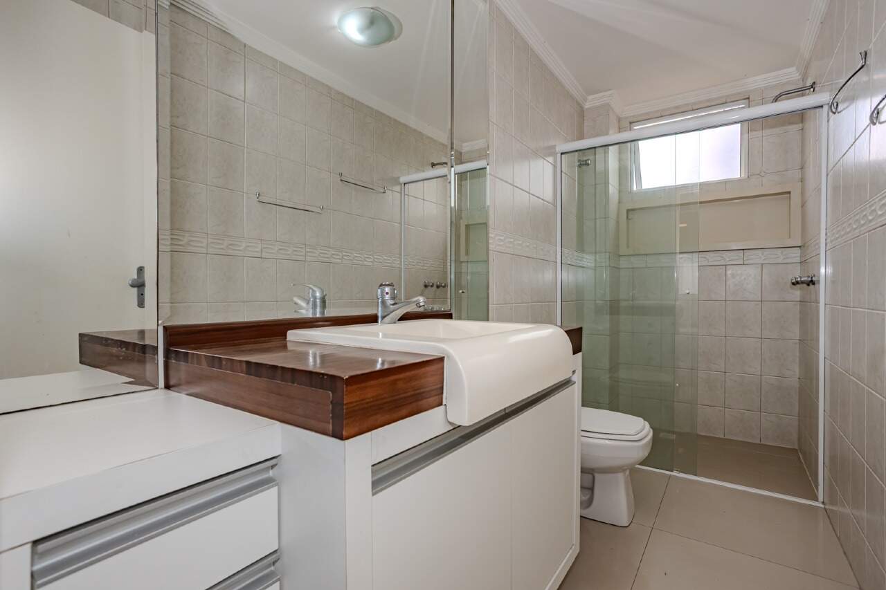 Apartamento para aluguel no Pioneiros: 