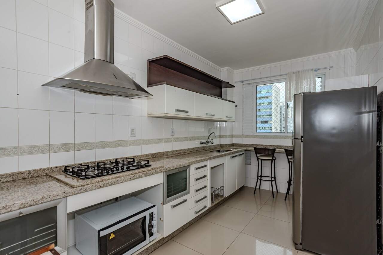 Apartamento para aluguel no Pioneiros: 