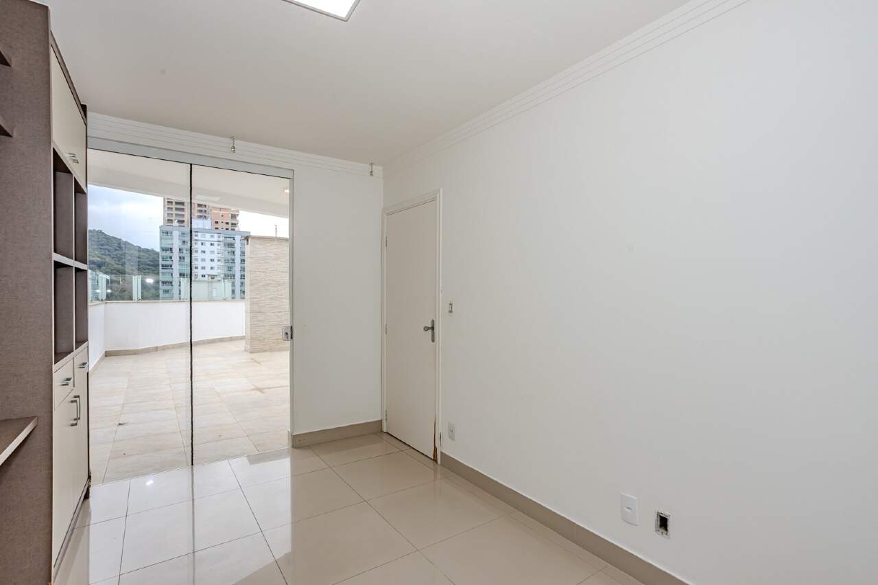 Apartamento para aluguel no Pioneiros: 
