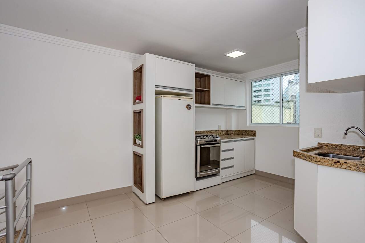 Apartamento para aluguel no Pioneiros: 