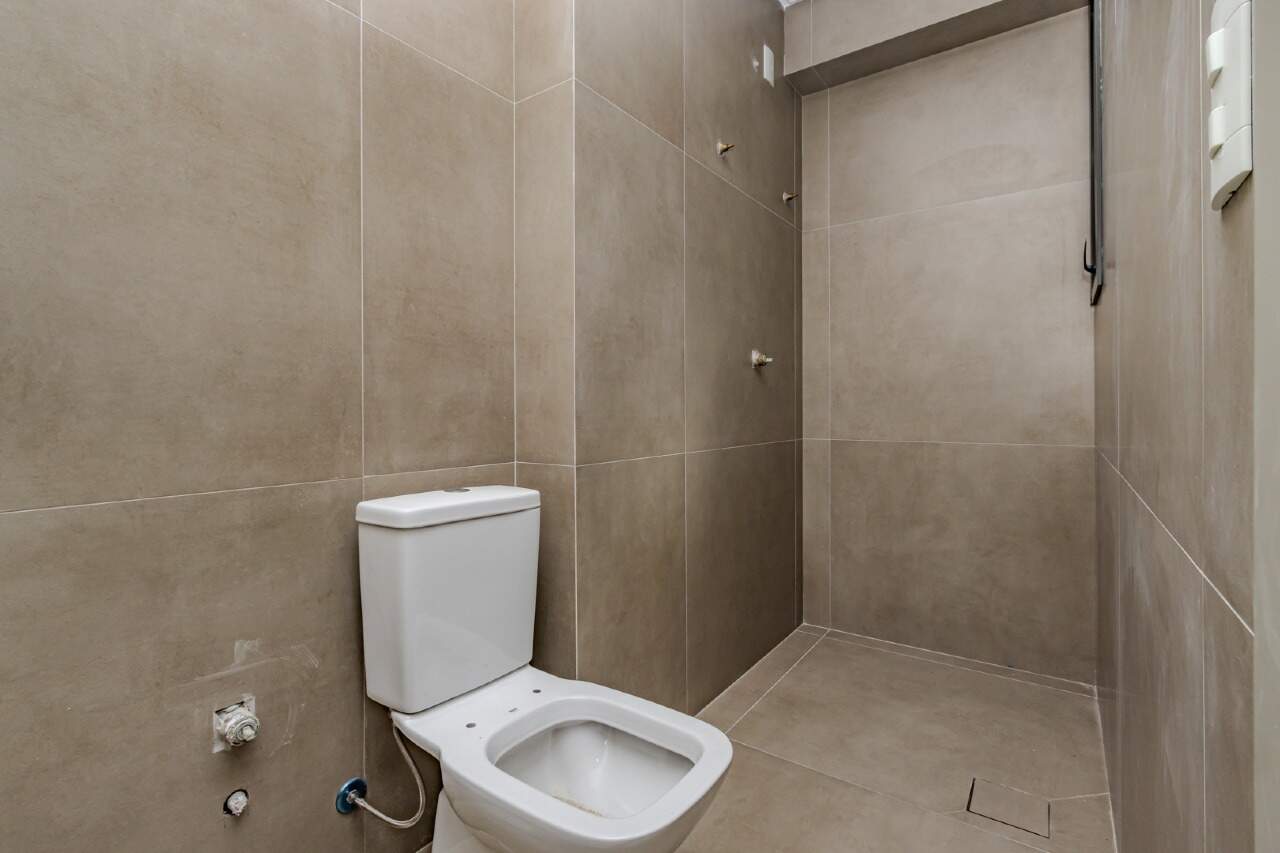 Apartamento à venda no Pioneiros: 