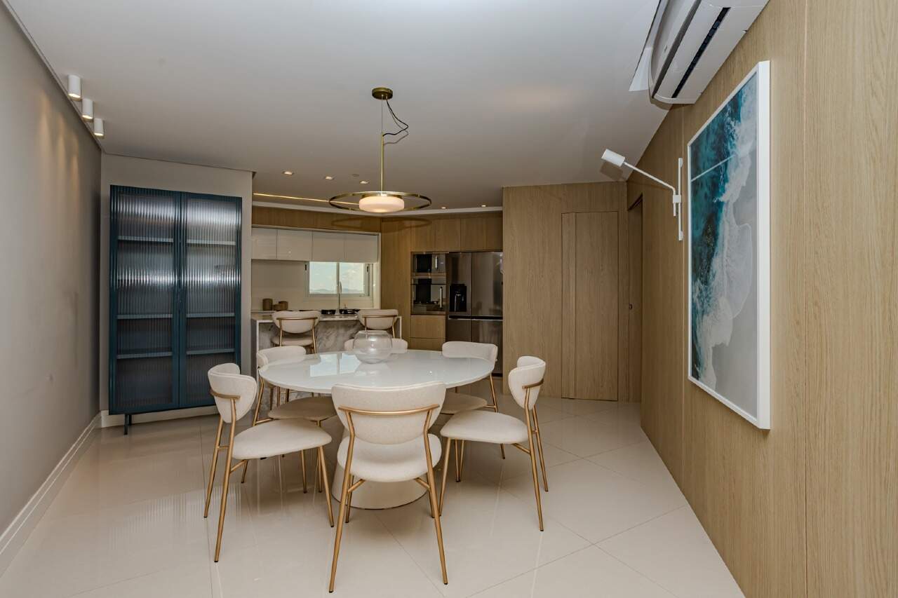 Apartamento à venda no Pioneiros: