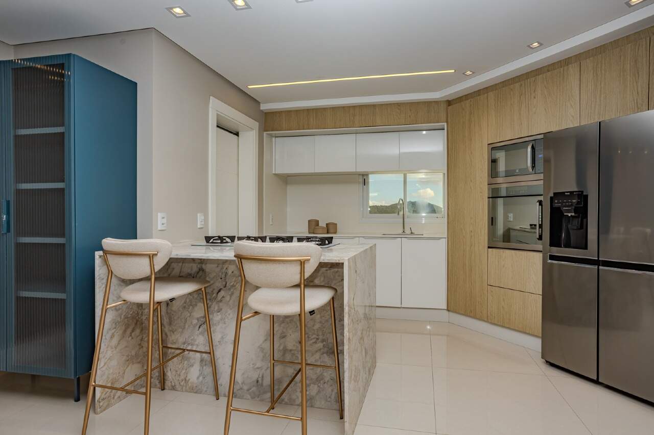 Apartamento à venda no Pioneiros: