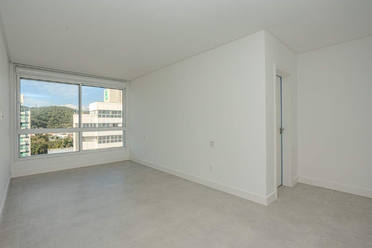 Apartamento à venda no Praia Brava: