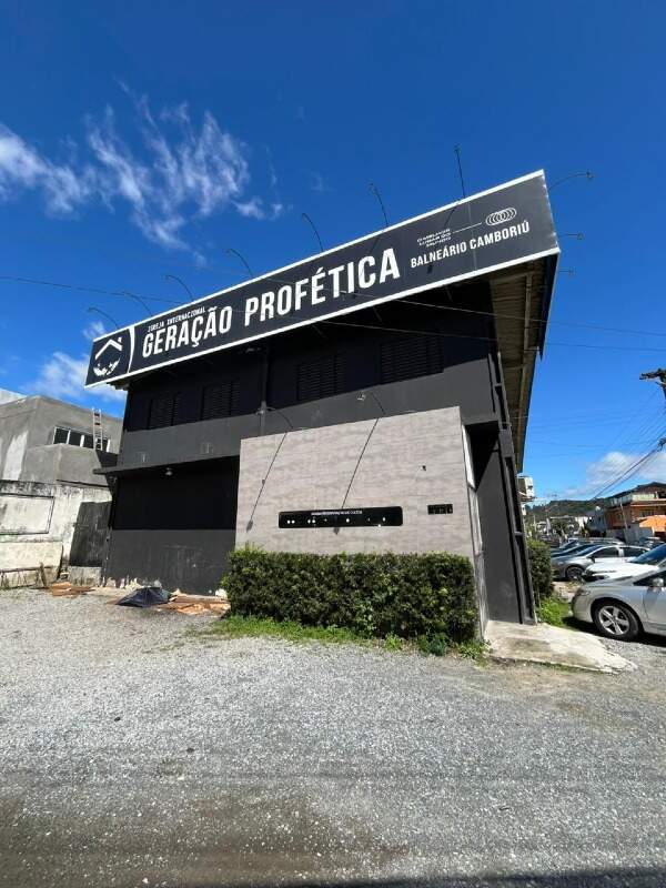 Galpão para aluguel no Municípios: 