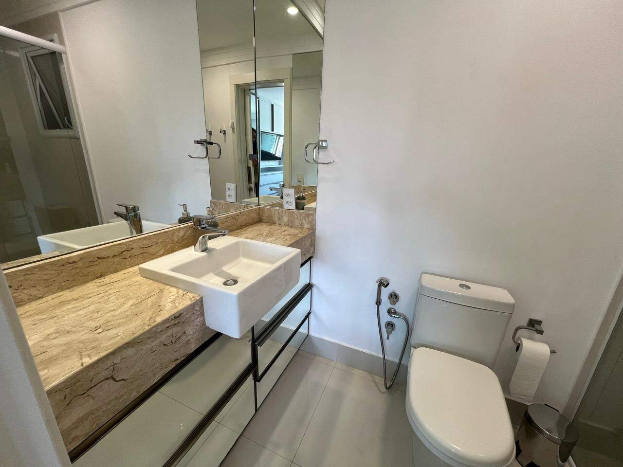 Apartamento para aluguel no Centro: 