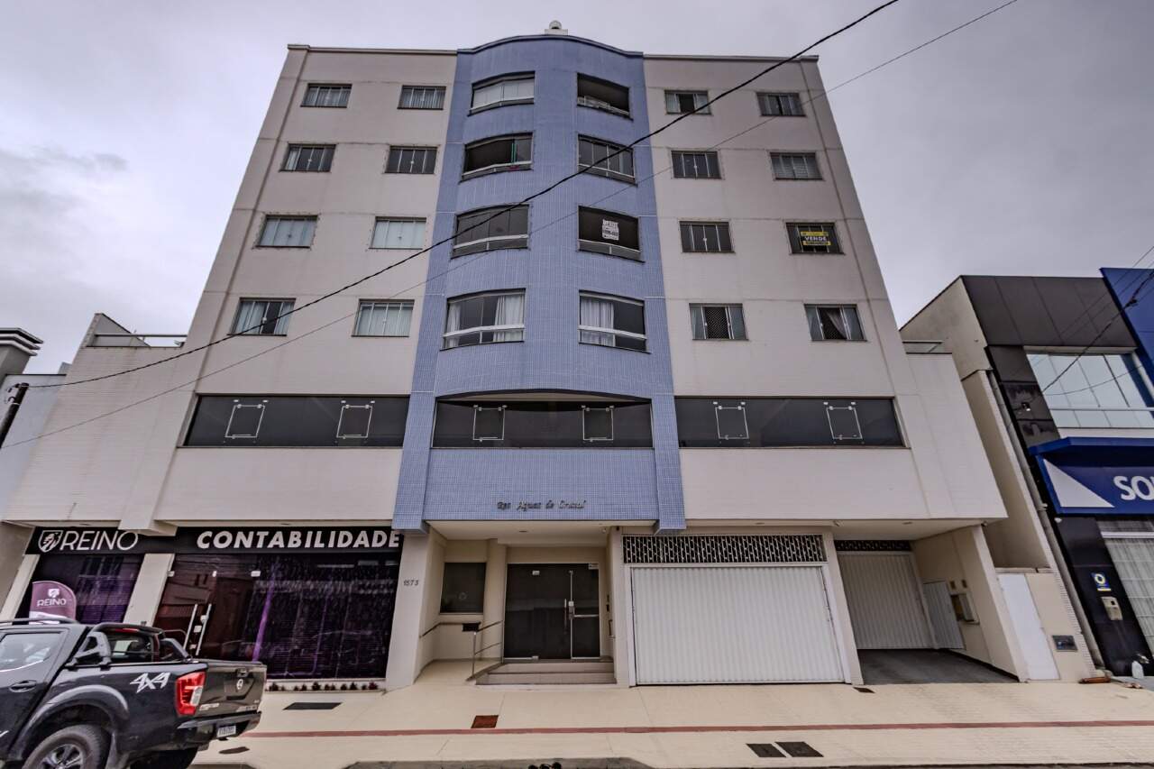 Apartamento diferenciado à venda no Centro: 