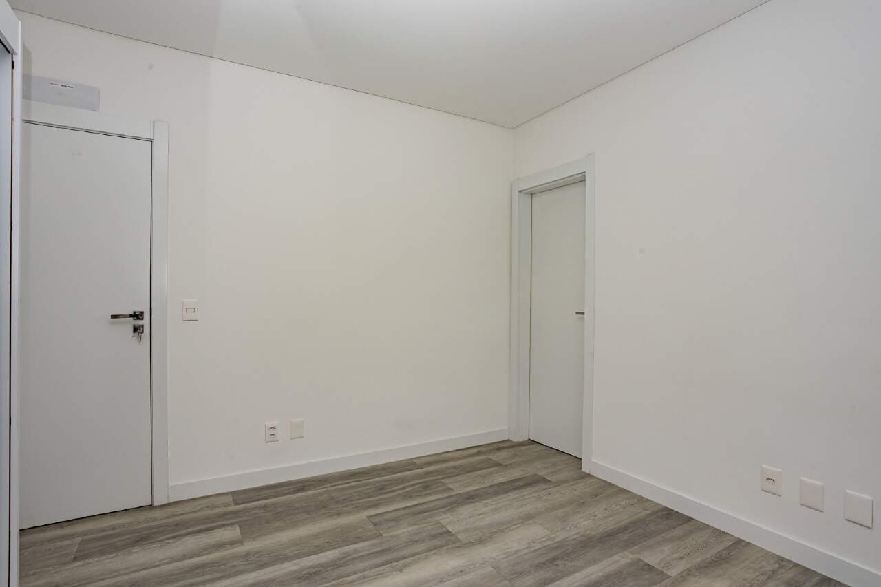 Apartamento para aluguel no Praia Brava: