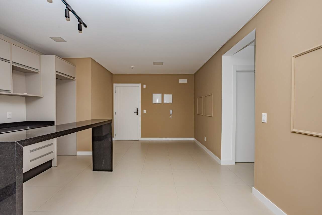 Apartamento para aluguel no Praia Brava: