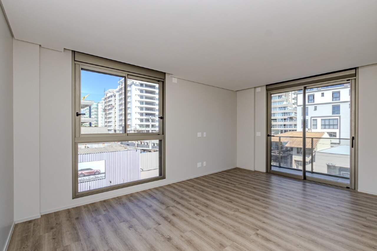 Apartamento à venda no Praia Brava: 