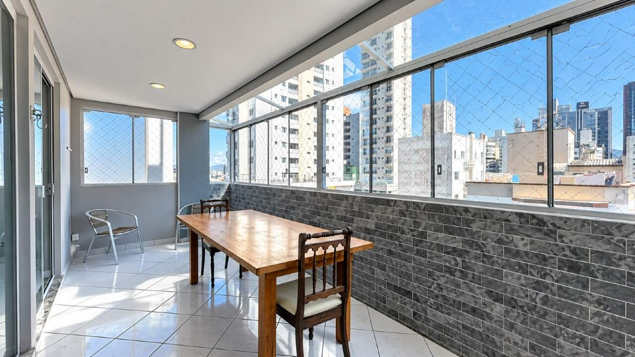 Apartamento para aluguel no Centro: