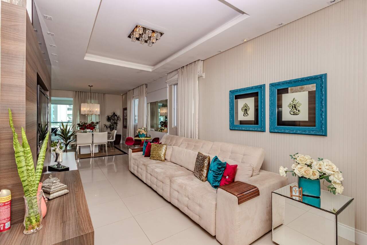 Apartamento diferenciado à venda no Centro: 