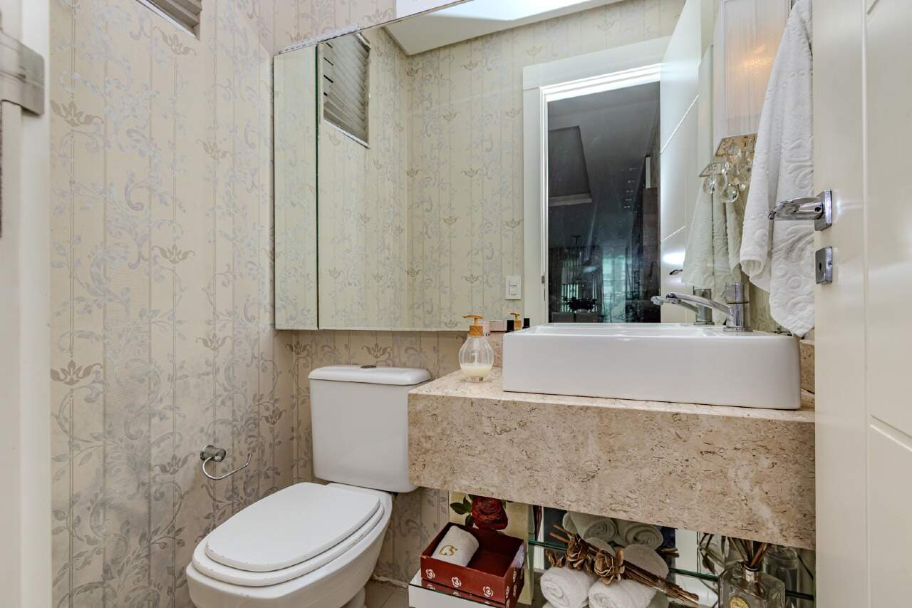 Apartamento diferenciado à venda no Centro: 