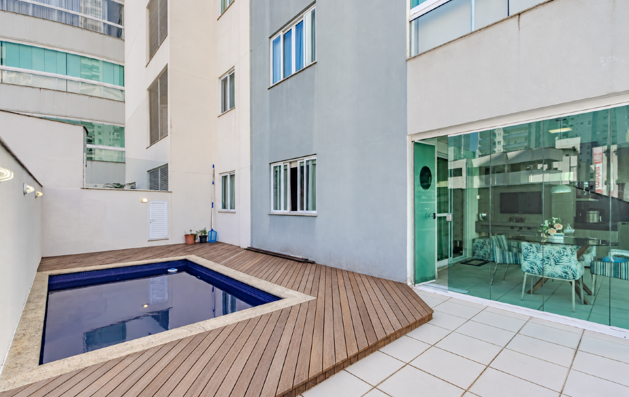 Apartamento diferenciado à venda no Centro: 
