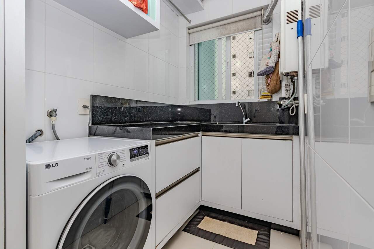 Apartamento diferenciado à venda no Centro: 
