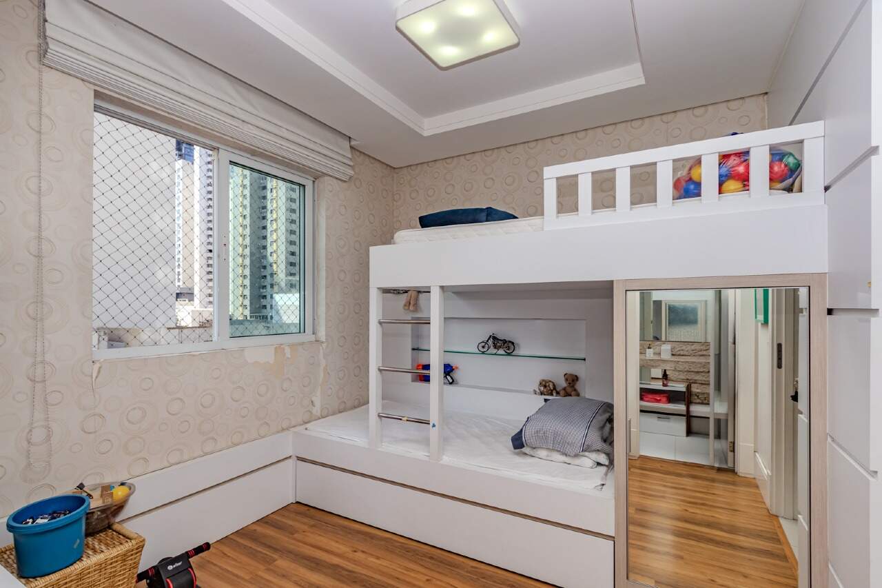 Apartamento diferenciado à venda no Centro: 