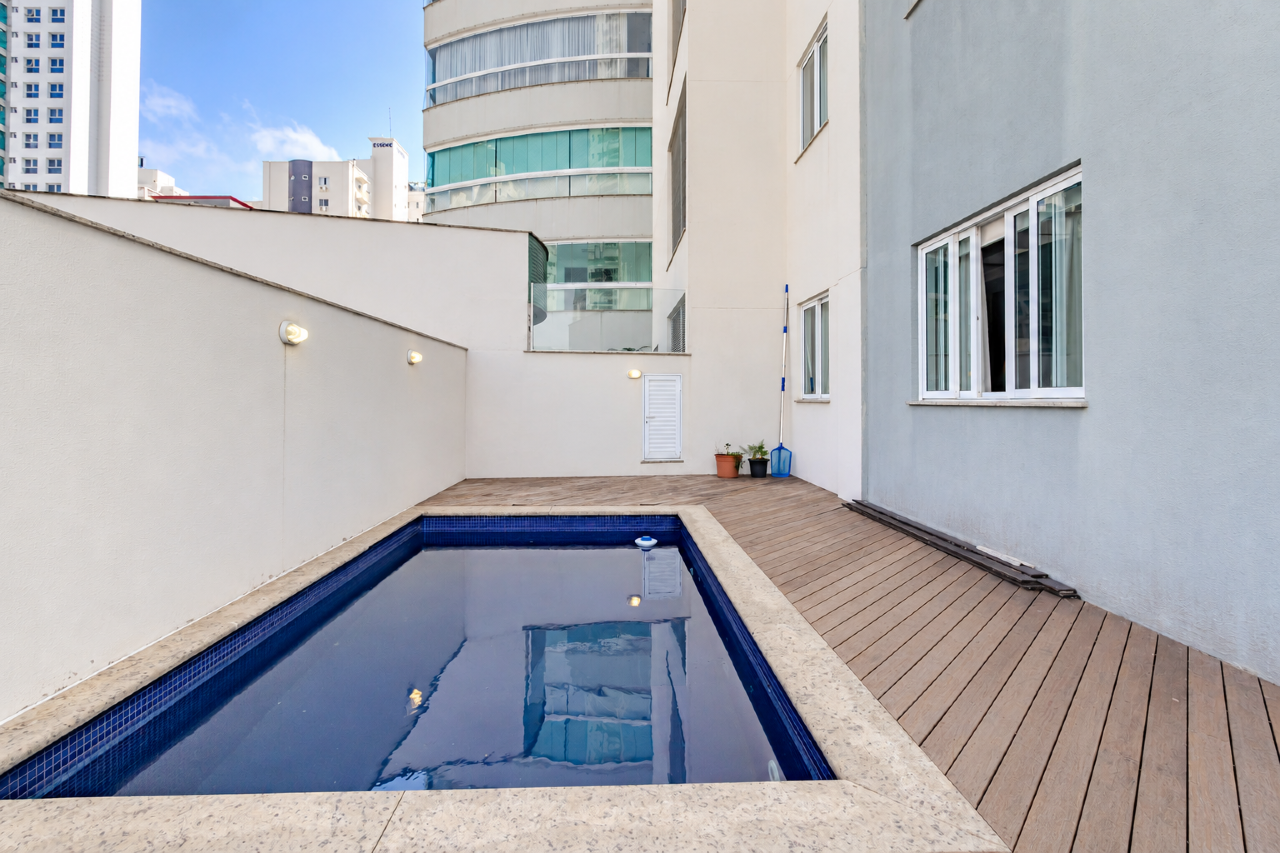 Apartamento diferenciado à venda no Centro: 