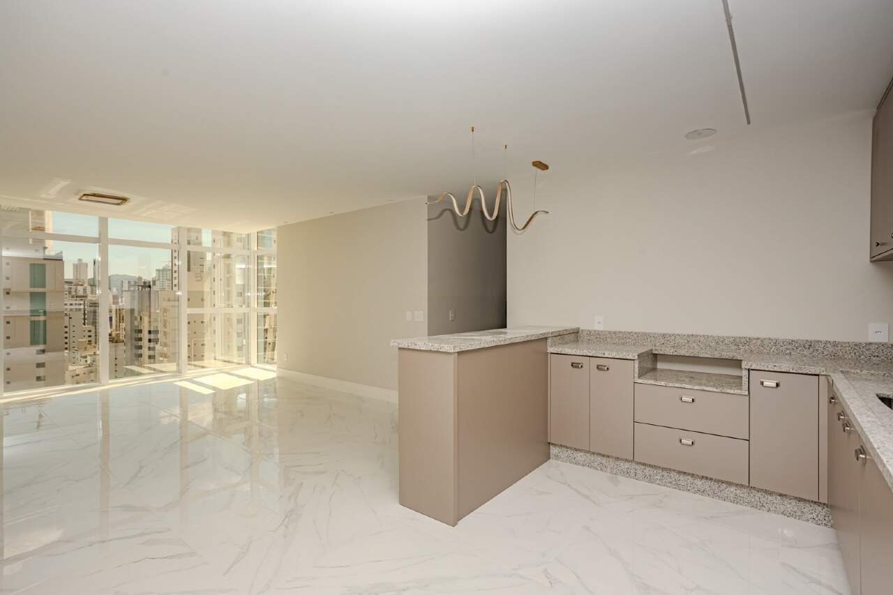 Apartamento para aluguel no Centro: 