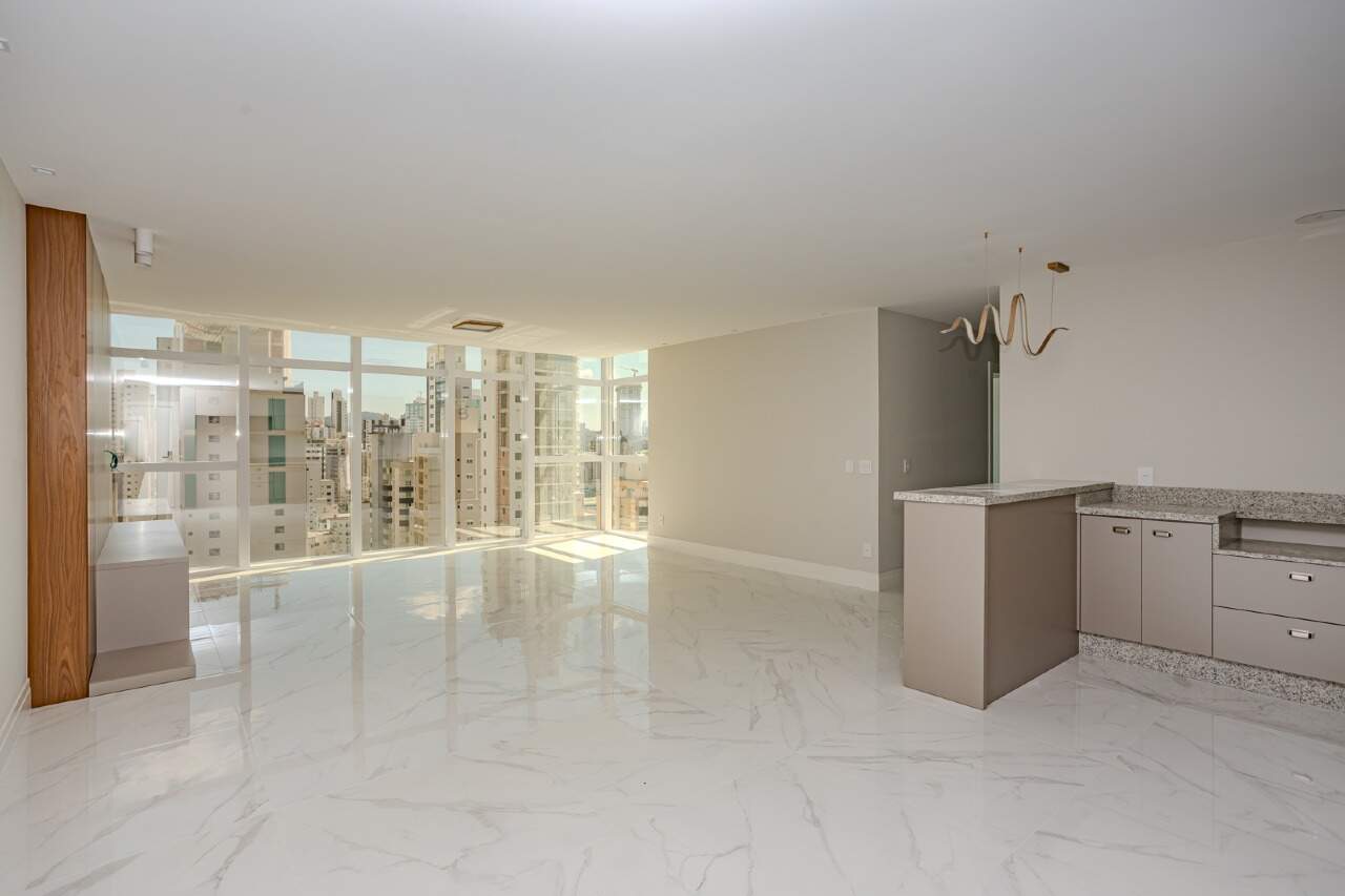 Apartamento para aluguel no Centro: 