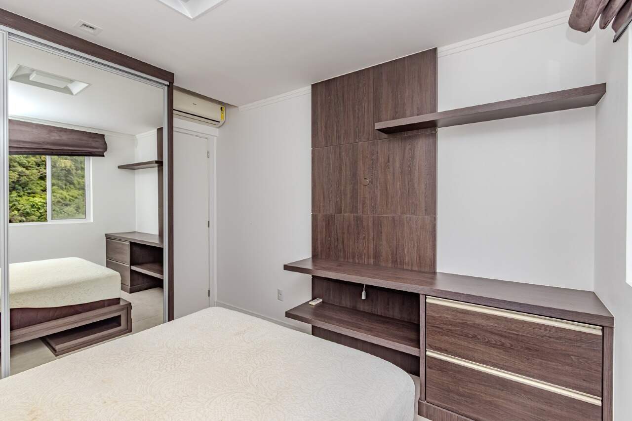 Apartamento para aluguel no Praia Brava:
