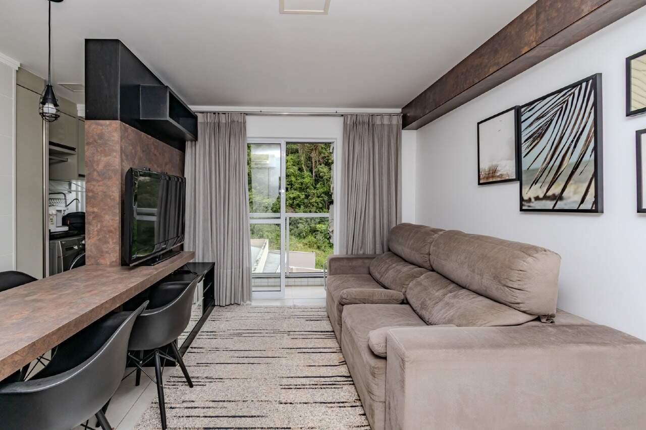 Apartamento para aluguel no Praia Brava:
