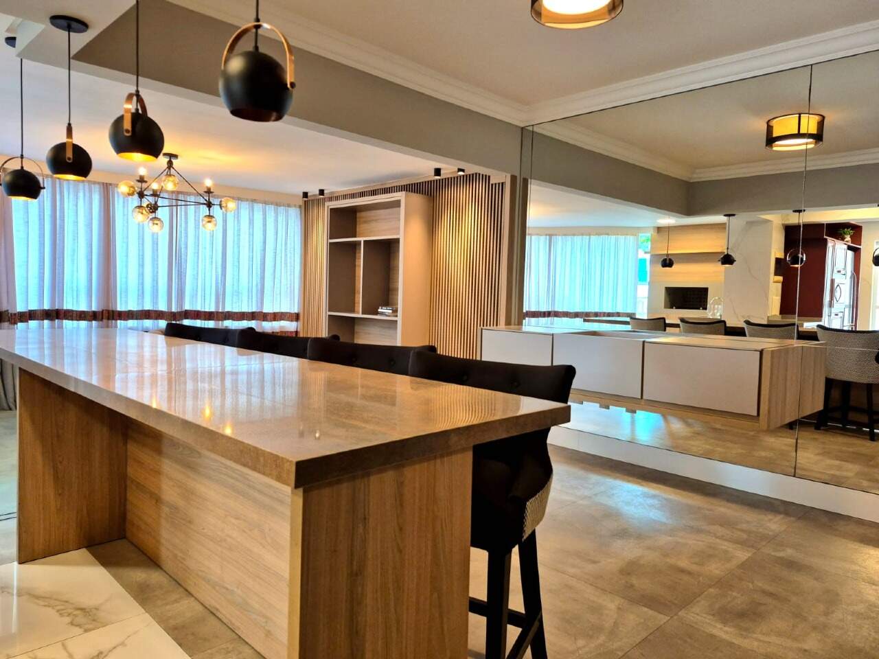 Apartamento diferenciado à venda no Pioneiros: 