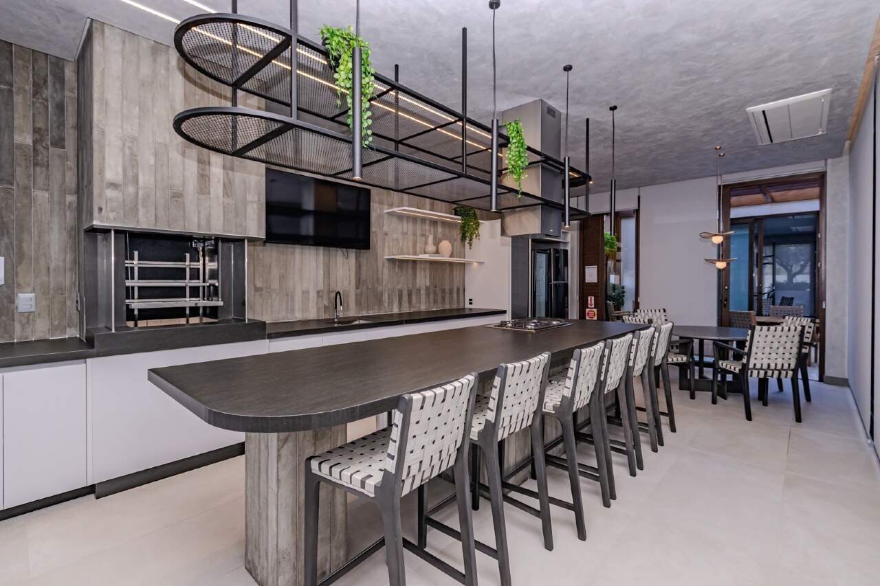 Apartamento à venda no Praia Brava: Espaço gourmet do Torres da Brava Sirena, com churrasqueira e bancada para refeições